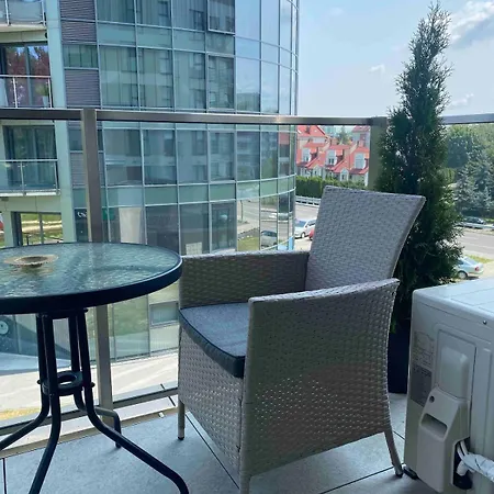 Capital Towers - Glamour W Centrum Miasta Z Widokiem Na Rzeke I Park رشيشوف